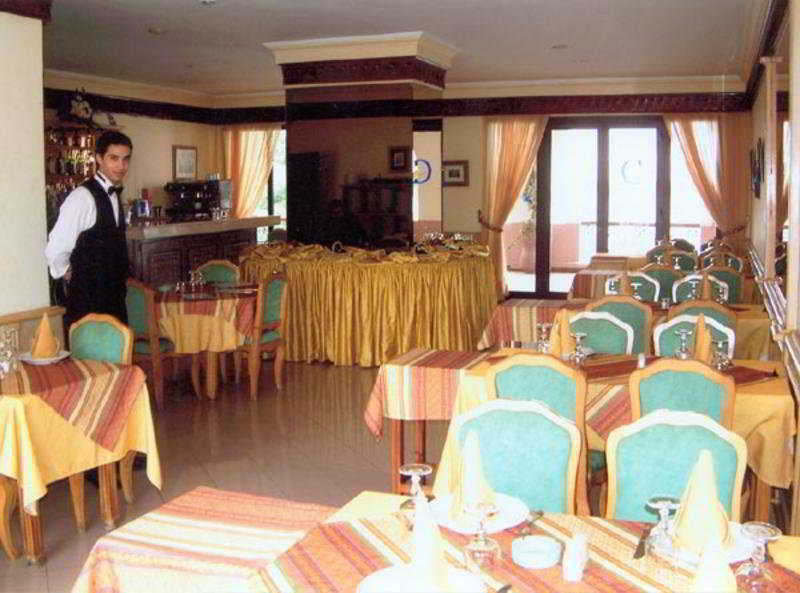 Fredj Hotel Tánger Restaurante foto